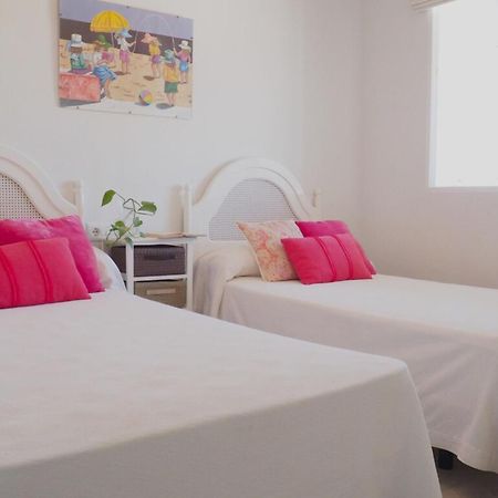 Paseo Del Rey - Fuengirola 2 Bedrooms Oceanfront Apartment Екстериор снимка