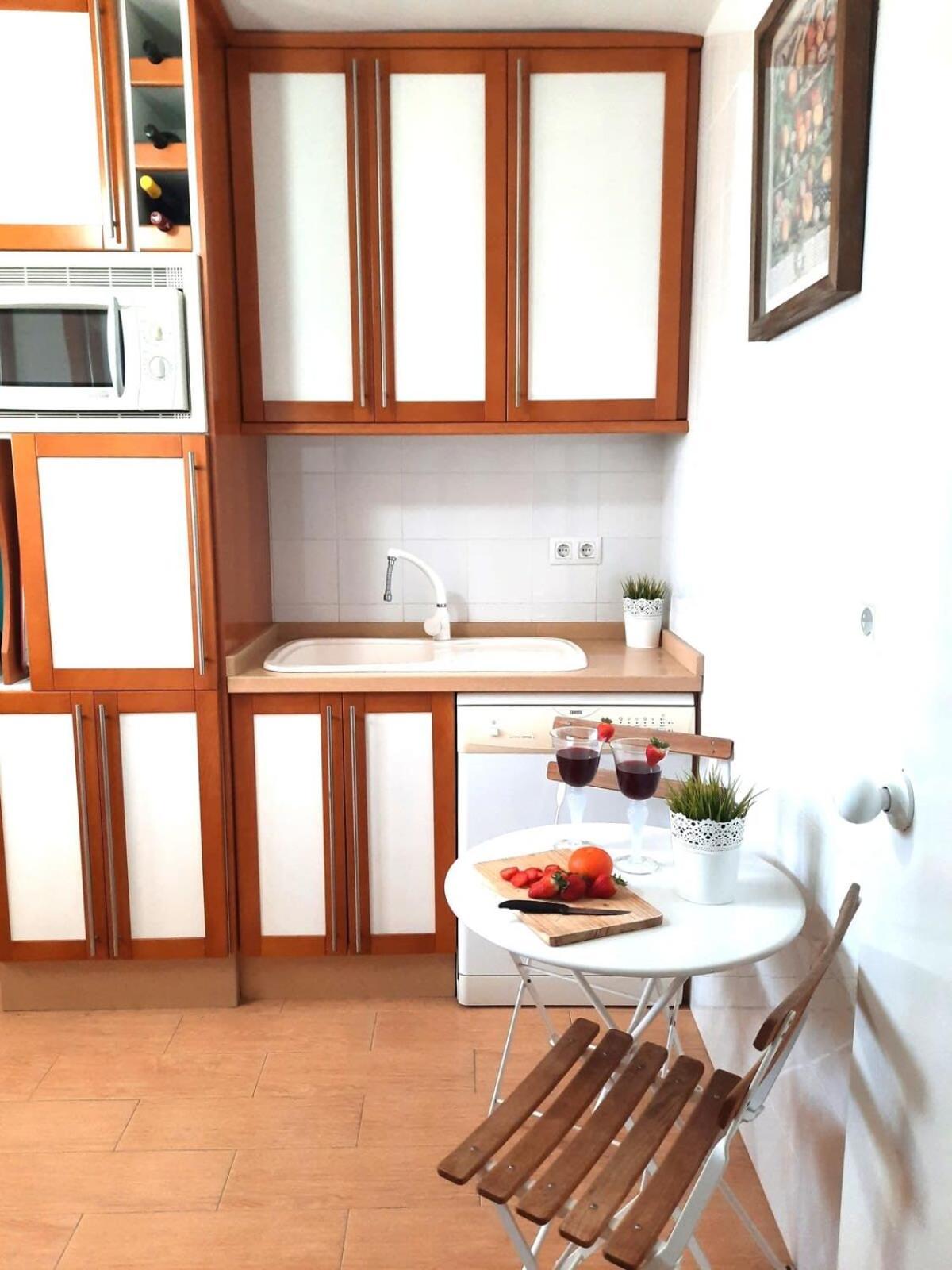 Paseo Del Rey - Fuengirola 2 Bedrooms Oceanfront Apartment Екстериор снимка