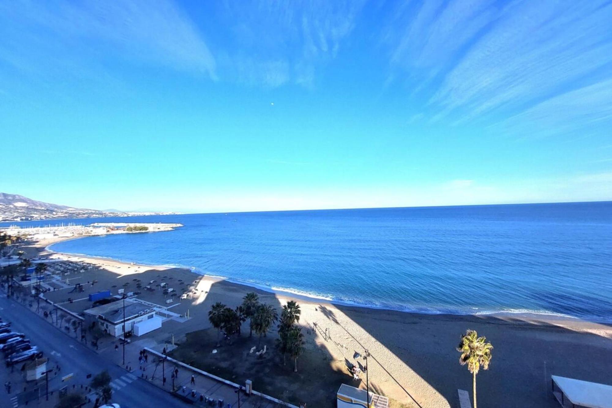 Paseo Del Rey - Fuengirola 2 Bedrooms Oceanfront Apartment Екстериор снимка